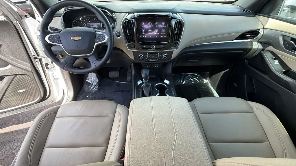 Used 2023 Summit White Chevrolet LT Leather image 26