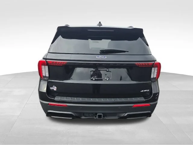 Used 2025 Black Ford ST-Line image 4