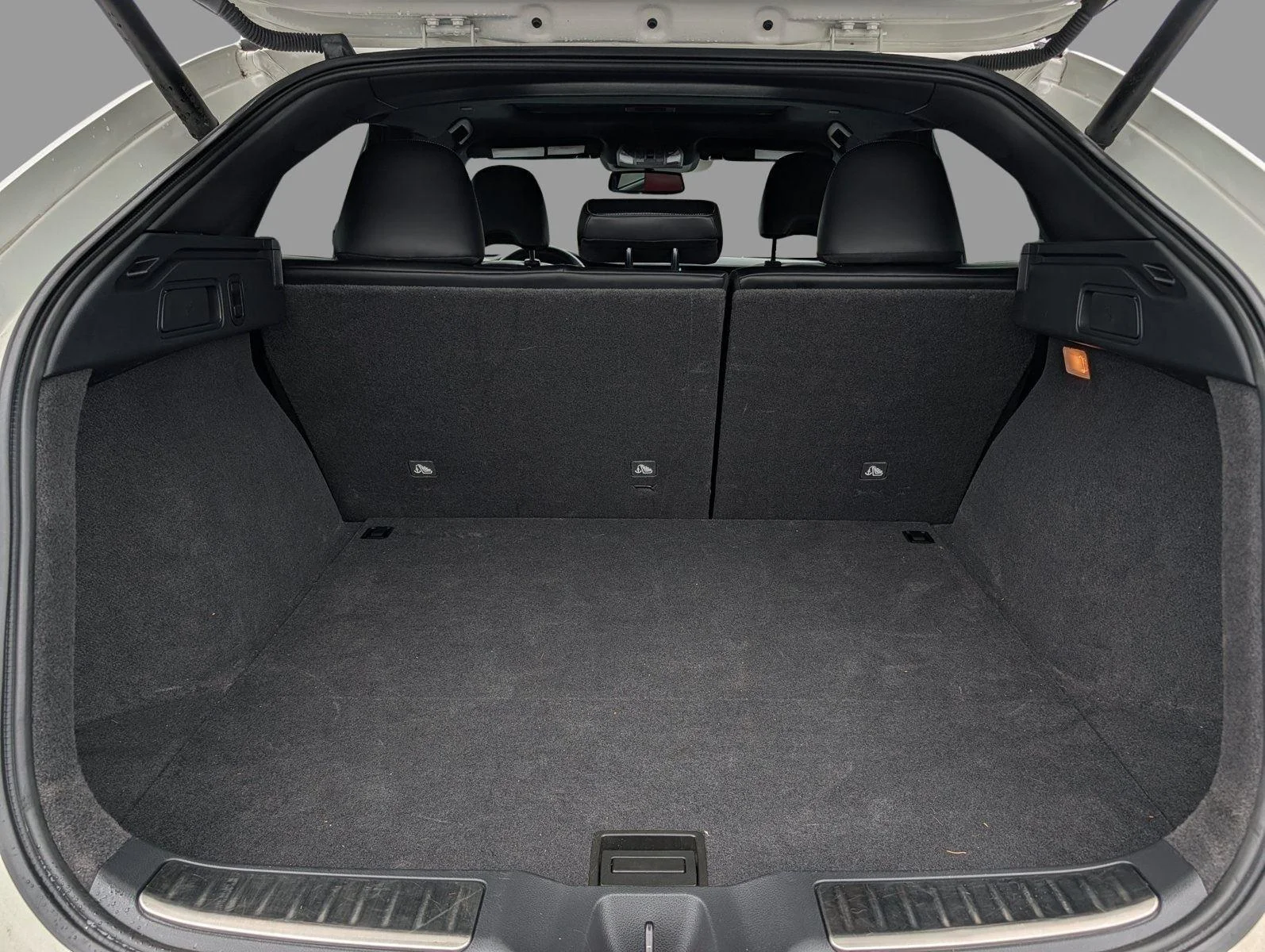 Used 2023 Majestic White INFINITI SENSORY image 35