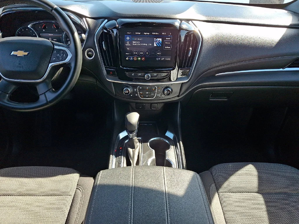 Used 2023 White Chevrolet LT image 16