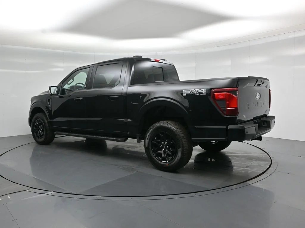 New 2026 Agate Black Metallic Ford XLT image 6