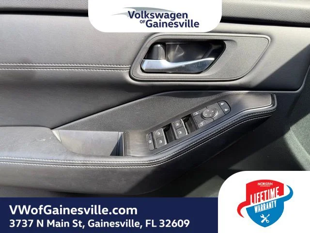 Used 2025 Gun Metallic Nissan SL image 16