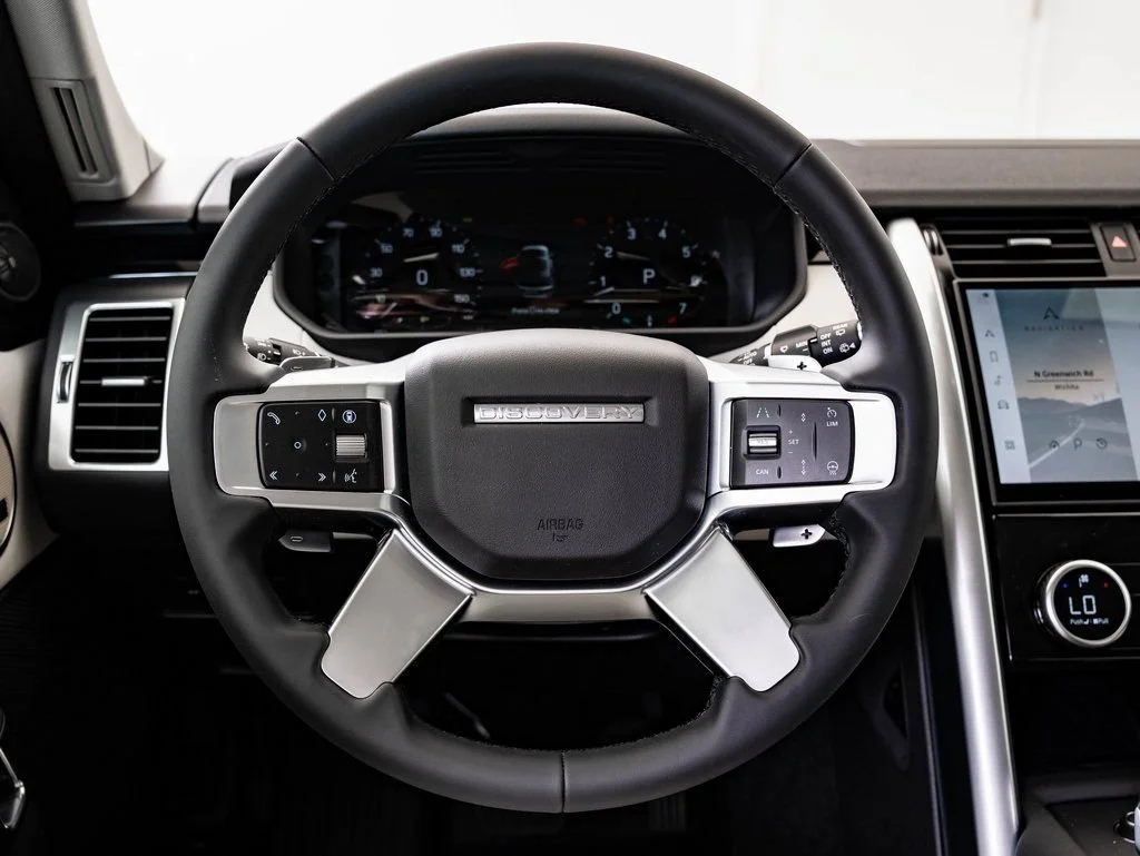 Used 2026 Eiger Gray Metallic Land Rover S image 44