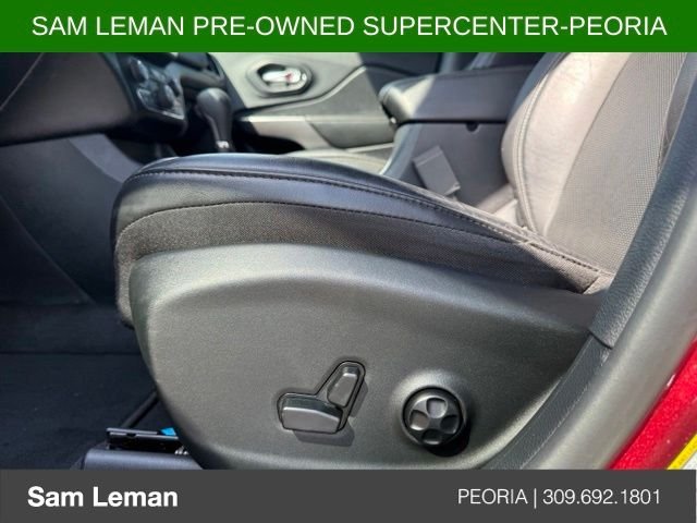 Used 2020 Red Jeep Limited image 9