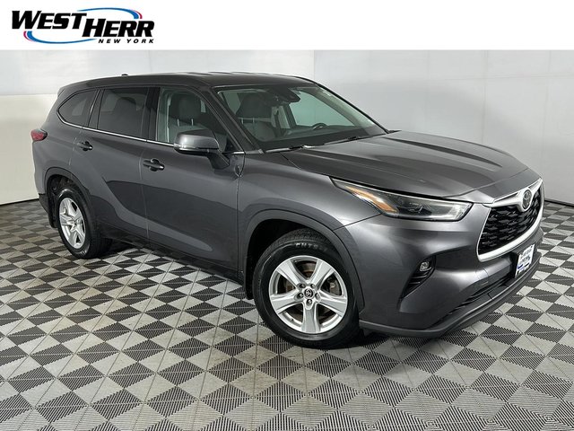 2021 Toyota Highlander LE