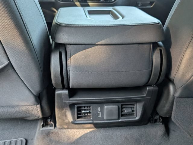 Used 2025 Summit White Chevrolet LT image 22