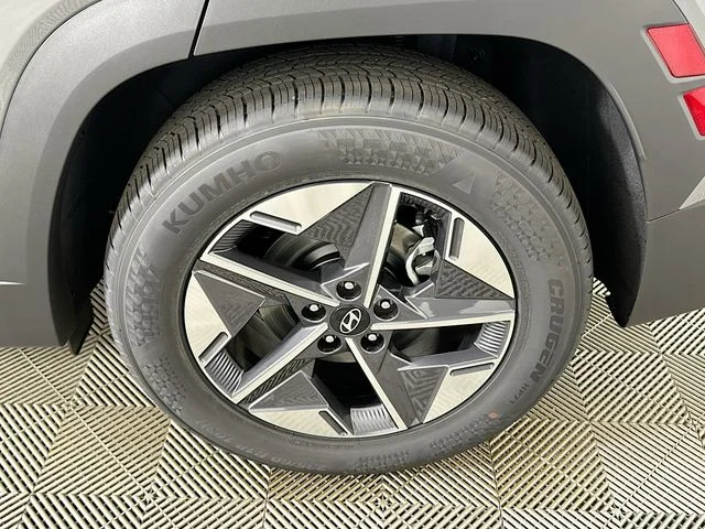 New 2026 Hyundai TUCSON SEL