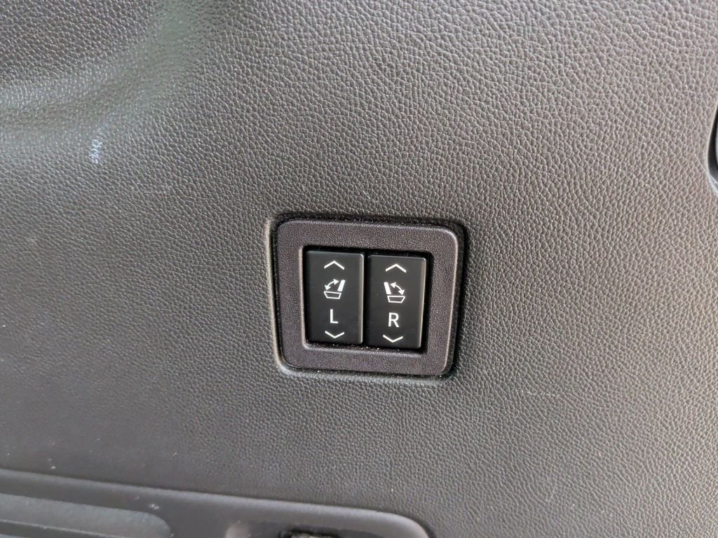 Used 2021 Black Chevrolet High Country image 48