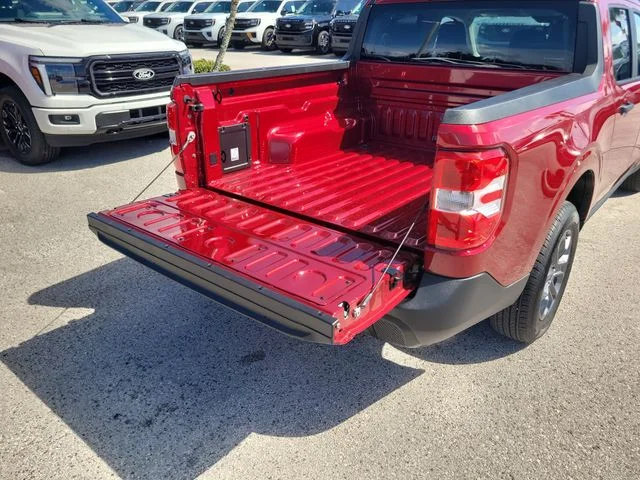 New 2026 Ruby Red Metallic Ford XLT image 10