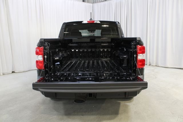 New 2026 Shadow Black Ford XLT image 30
