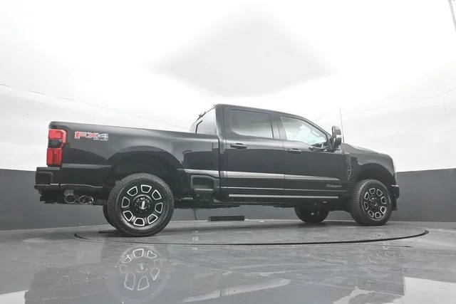New 2026 Black Ford Platinum image 38
