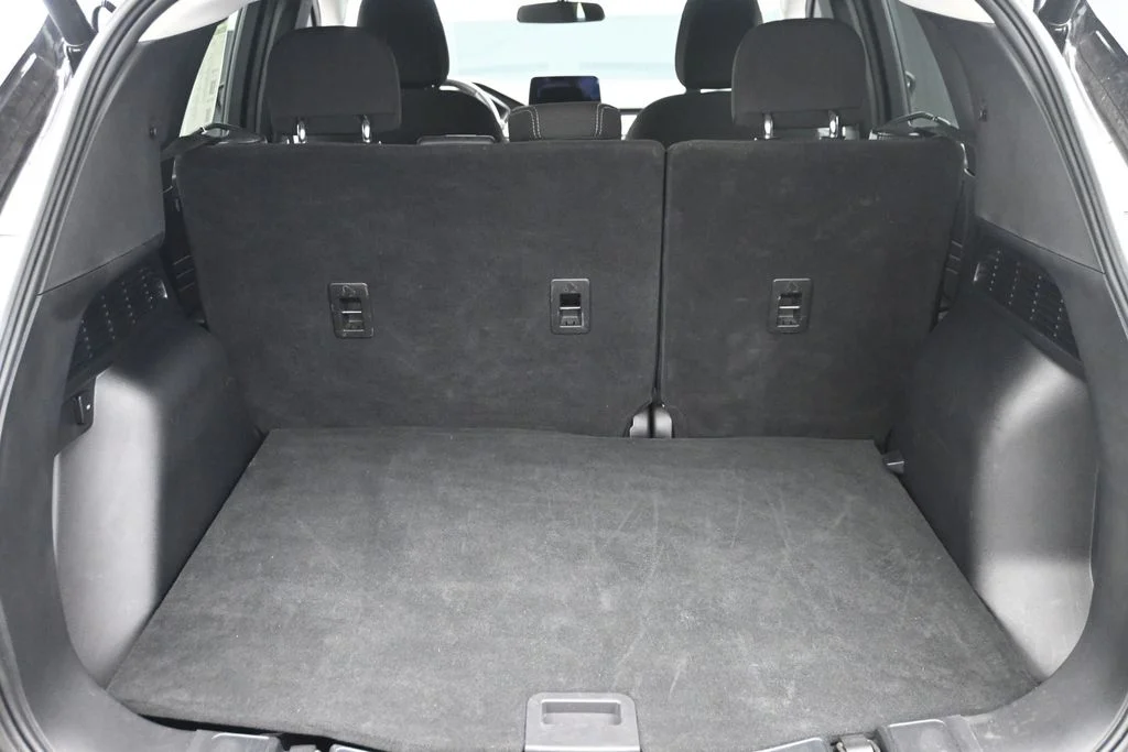 Used 2023 Black Ford Active image 11
