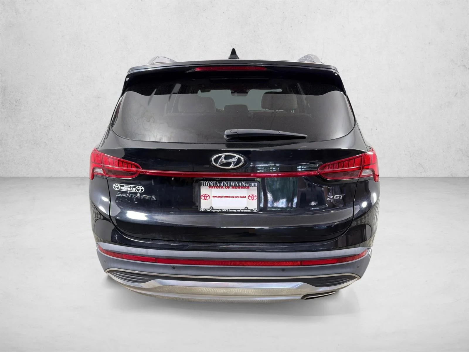 Used 2023 Black Hyundai Limited image 6