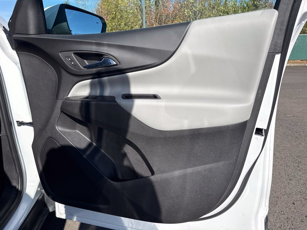 Used 2020 Summit White Chevrolet LT image 24