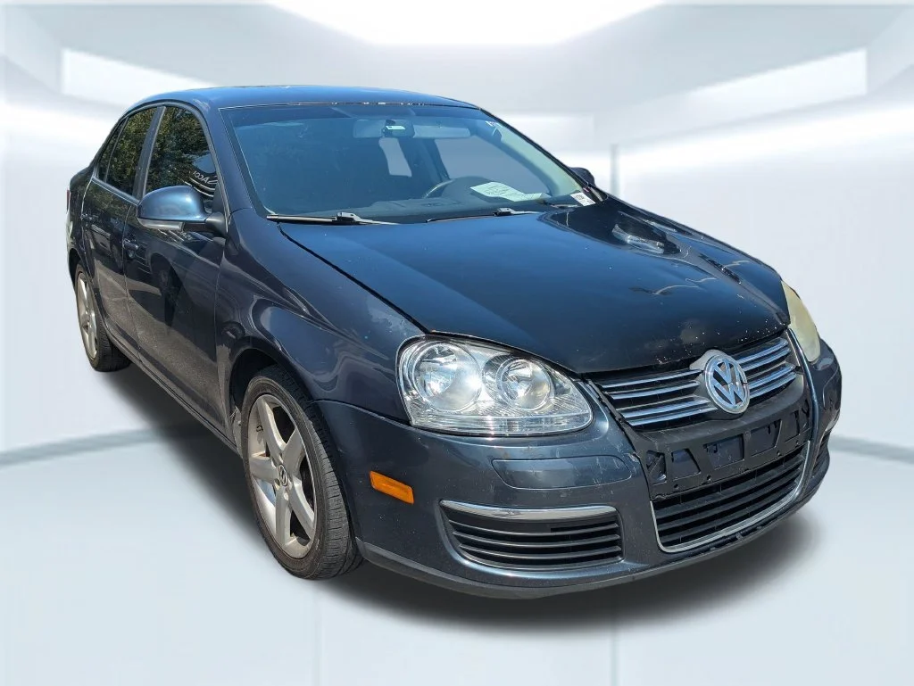 Used 2010 Blue Volkswagen Limited image 3