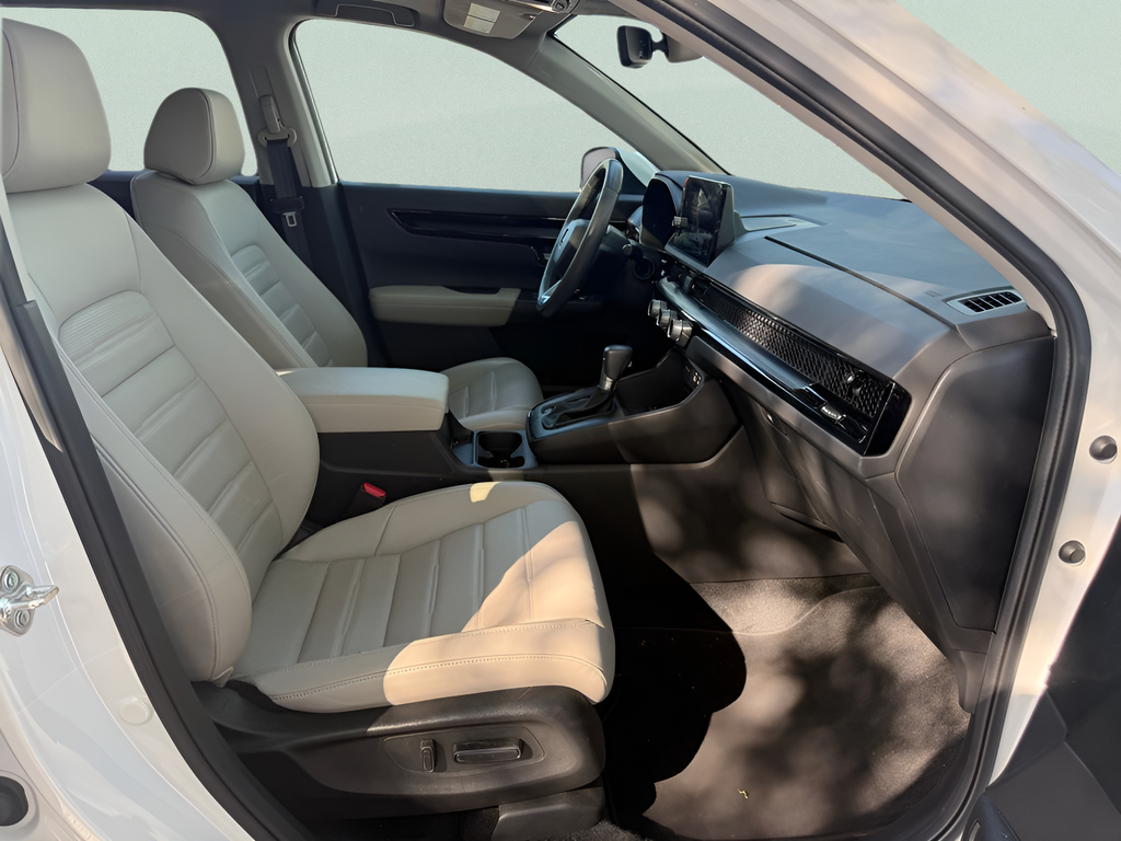 Used 2023 White Honda EX-L image 13