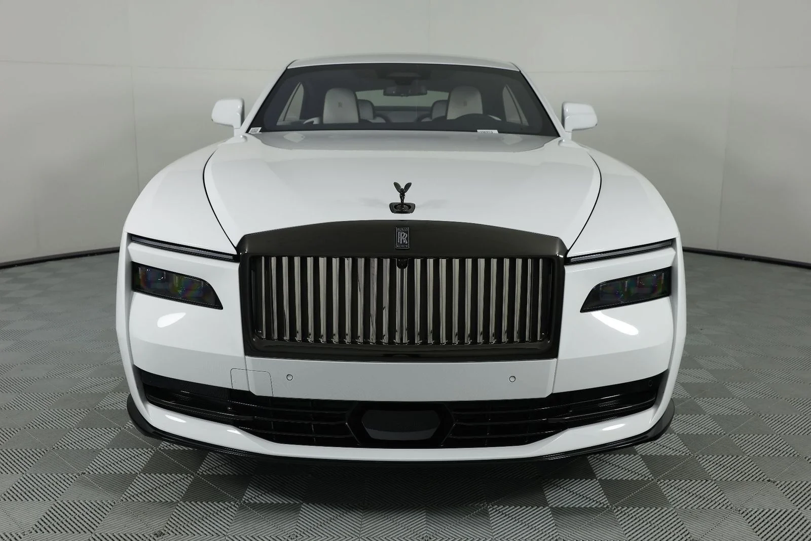 New 2025 Arctic White Rolls-Royce Black Badge image 10