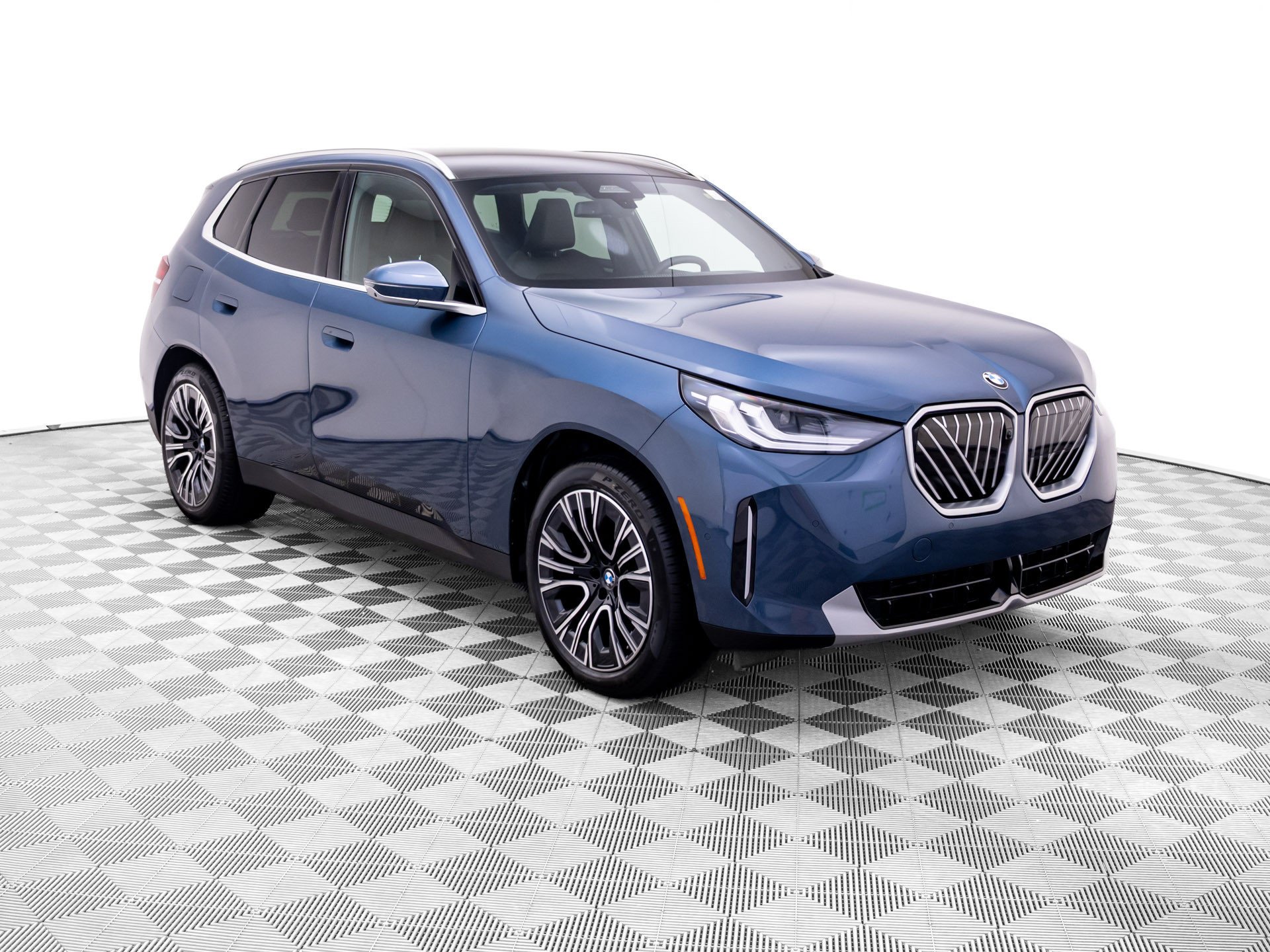 Certified Used 2025 Arctic Race Blue metallic BMW 30 xDrive image 8