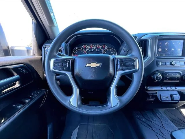 2022 Chevrolet Silverado 2500HD Custom - Photo 17