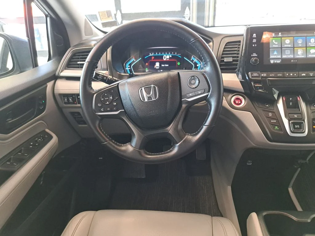 2024 Honda Odyssey EX-L - Photo 18