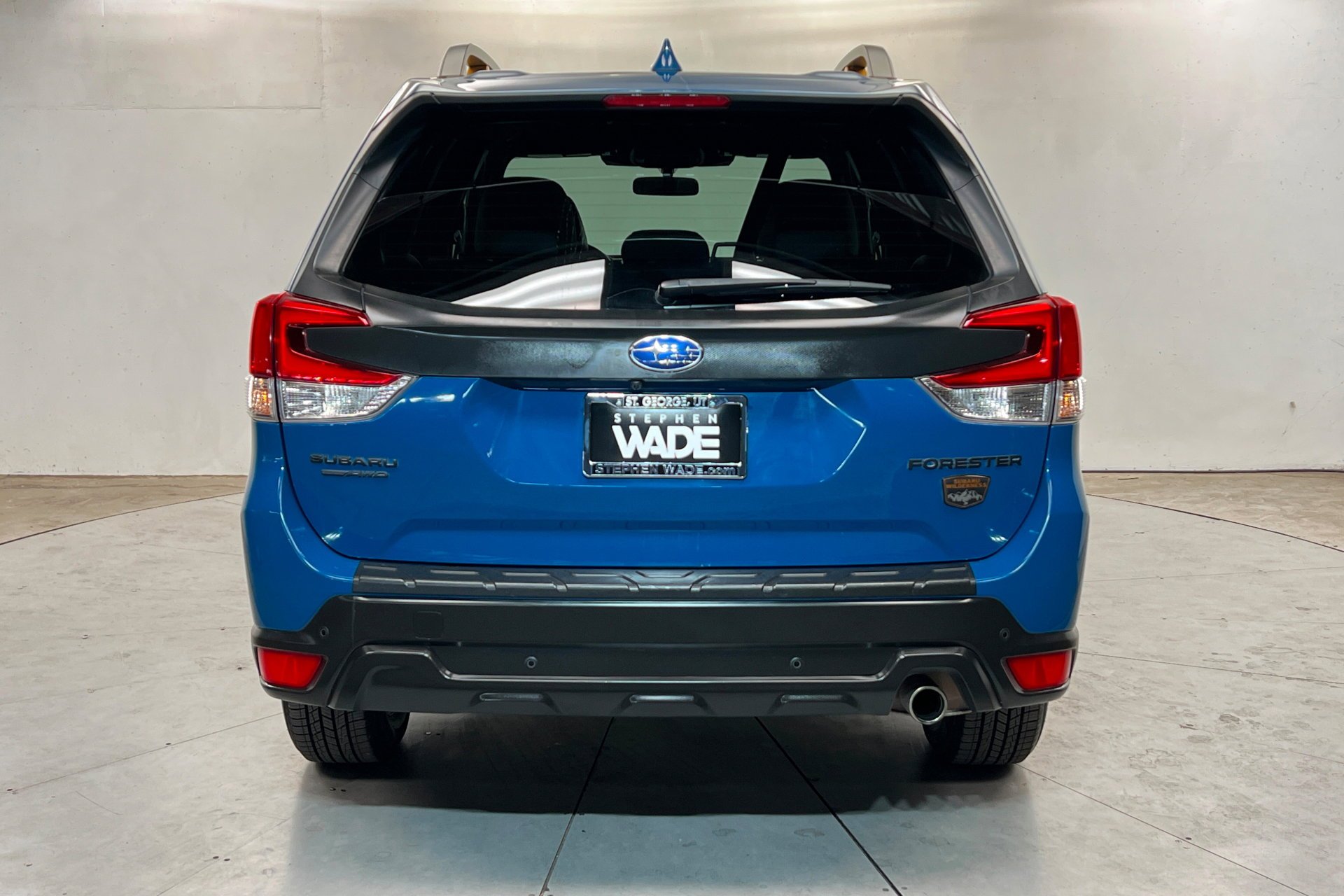 Used 2022 Geyser Blue Subaru Wilderness image 5