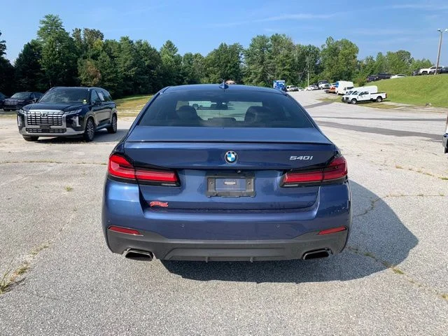 Used 2021 Blue BMW 540i image 7