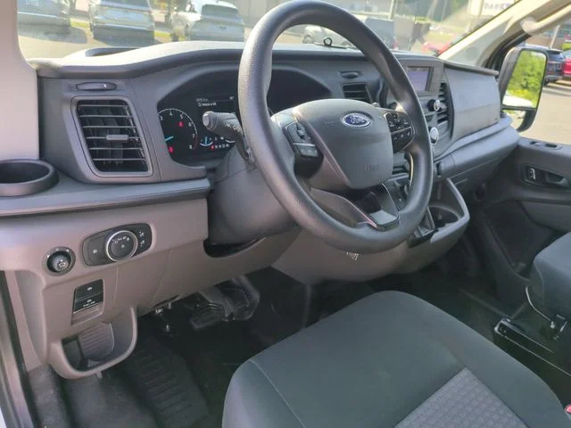 Used 2025 White Ford Base image 15