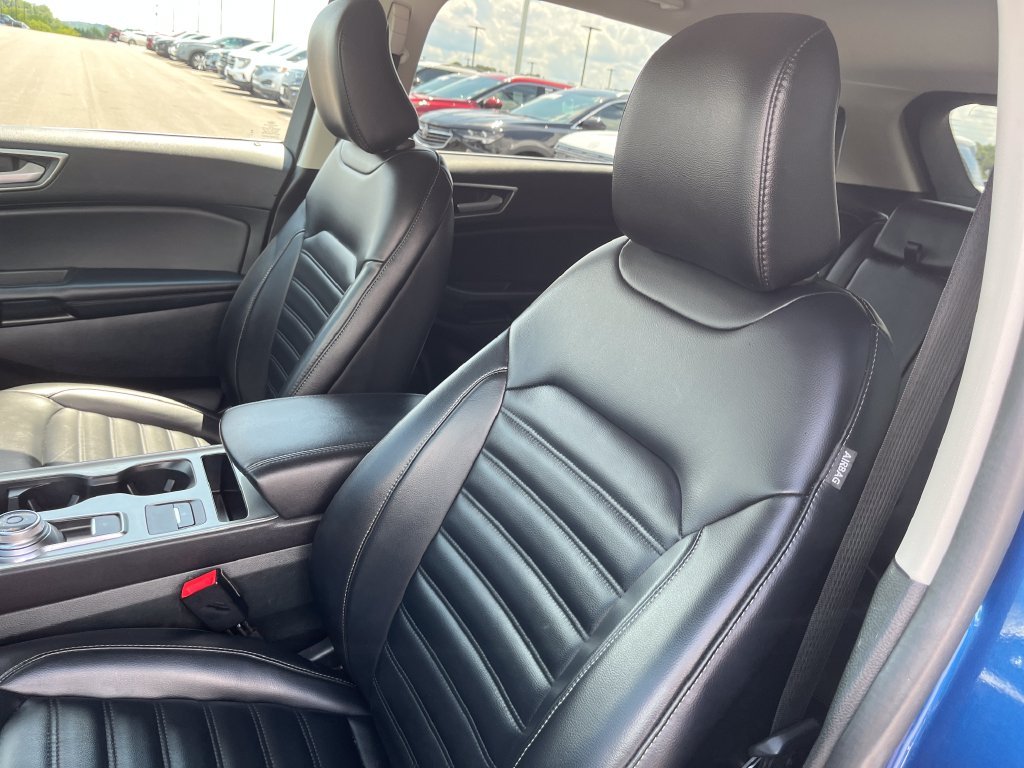 Used 2024 Blue Ford SEL image 12