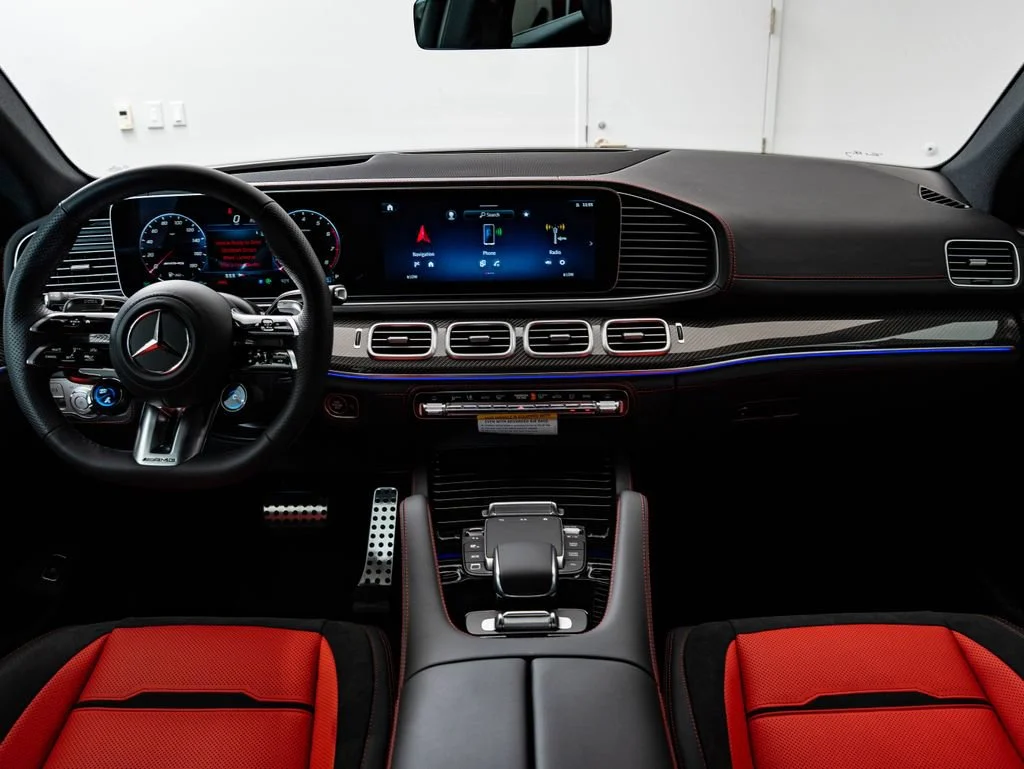 New 2026 Manufaktur Moonlight White Metallic Mercedes-Benz GLE 53 AMG® image 37