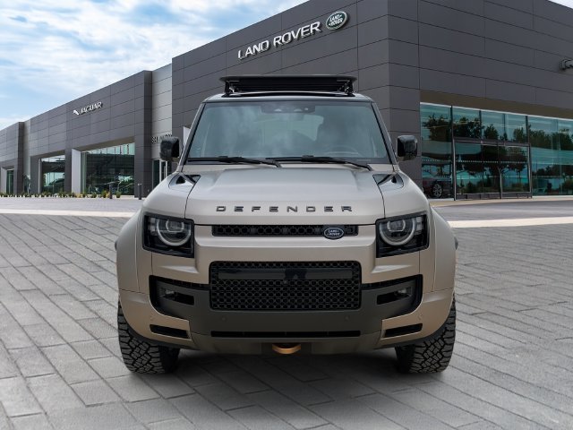 New 2026 Petra Copper Land Rover OCTA image 8