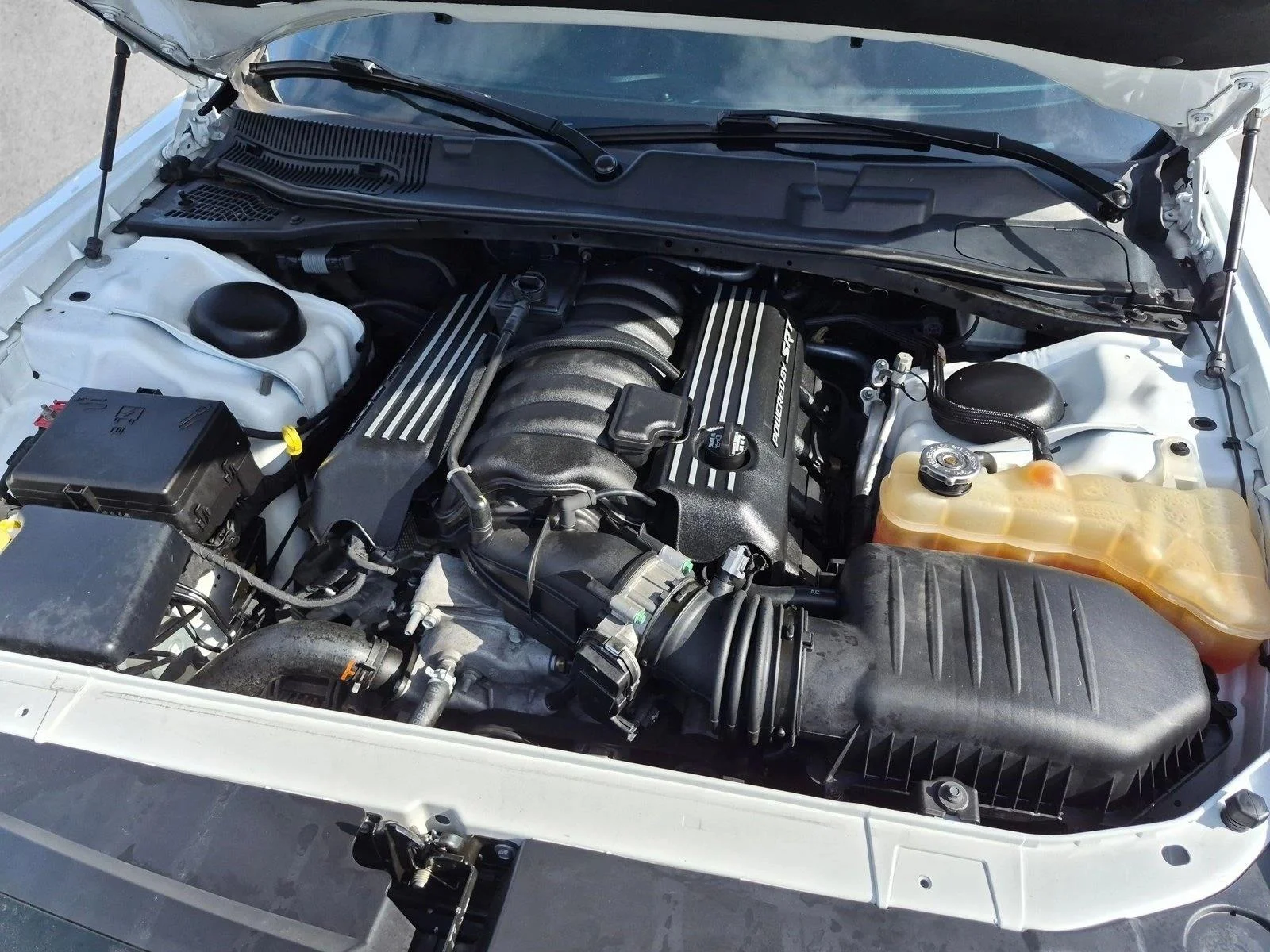 Used 2019 White Knuckle Clearcoat Dodge R/T Scat Pack image 20
