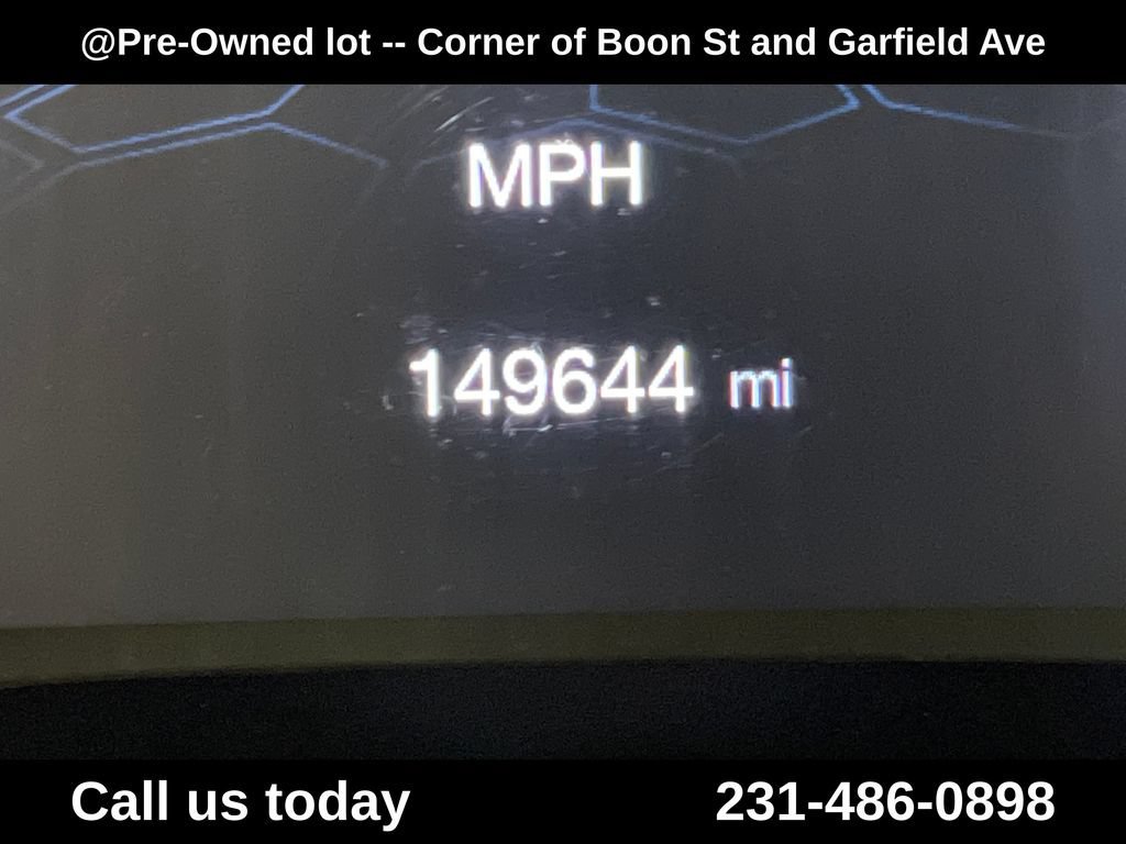 Used 2018  Jeep Sport image 22