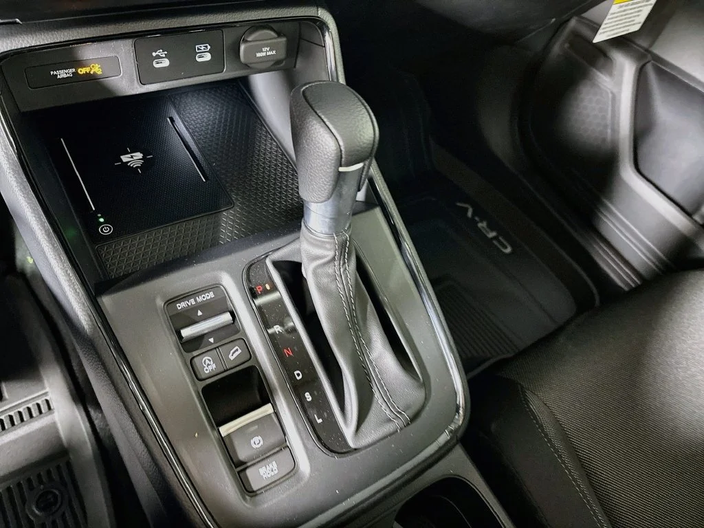 New 2027 Urban Gray Pearl Honda LX image 17