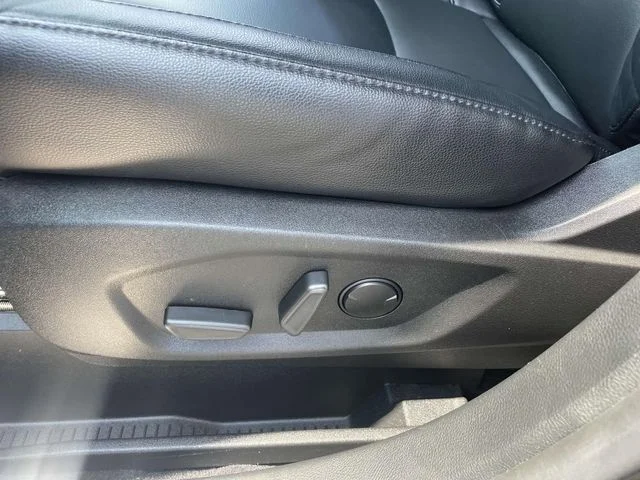 2024 Ford Edge Titanium - Photo 20