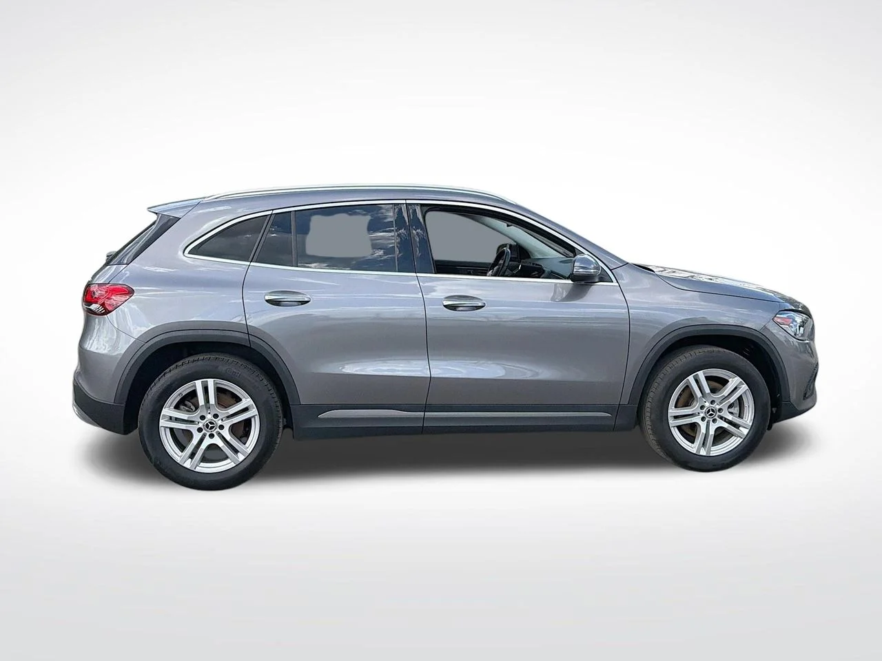 Used 2023  Mercedes-Benz GLA 250 image 4