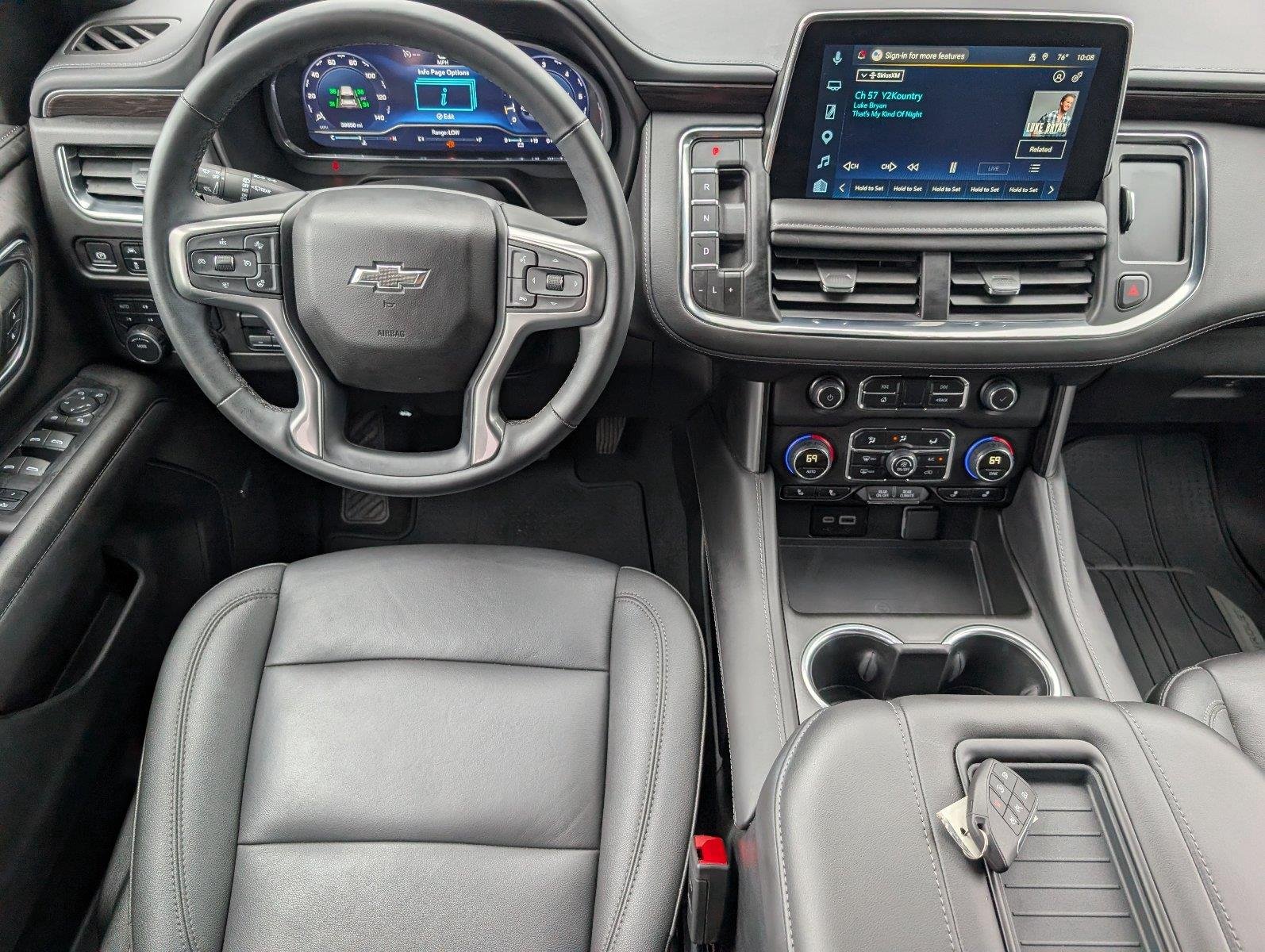 Used 2024 Black Chevrolet Z71 image 33