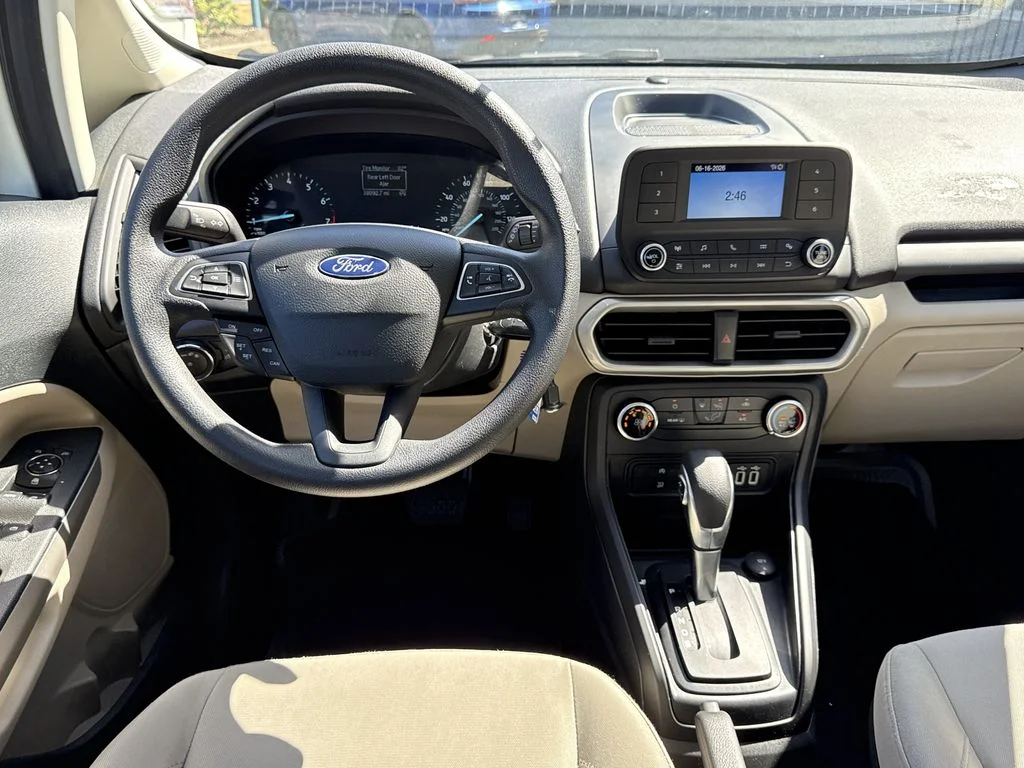 Used 2020 Diamond White Ford S image 11