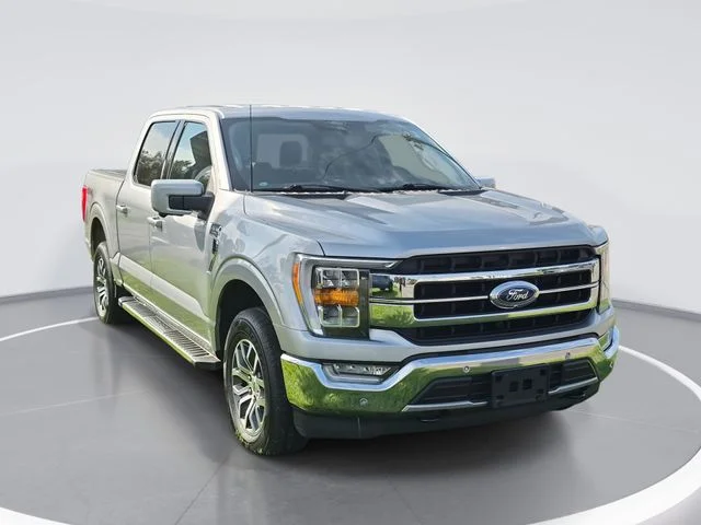 Used 2022 Silver Ford Lariat image 1