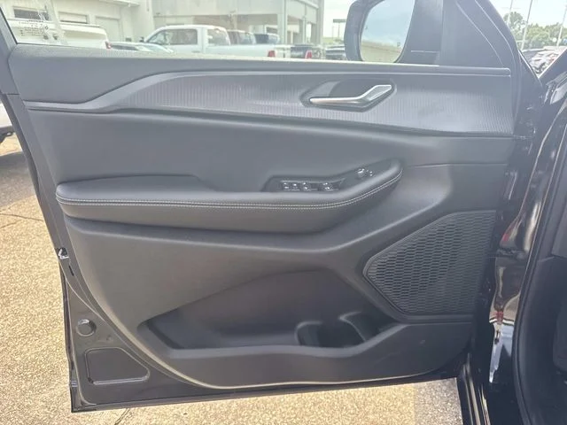 New 2026 Black Jeep Laredo X image 21