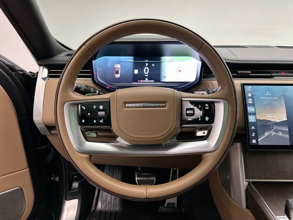 Used 2024 Belgravia Green Metallic Land Rover Autobiography image 31