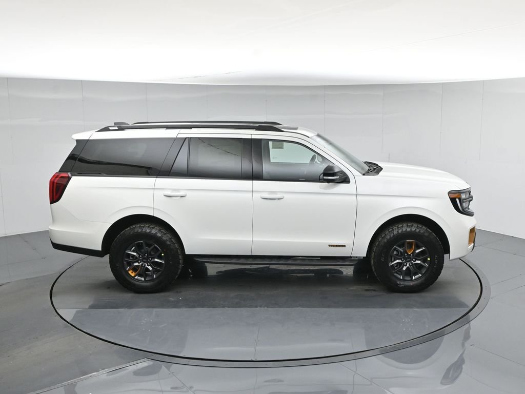 New 2026 Star White Metallic Tri-Coat Ford Tremor image 43
