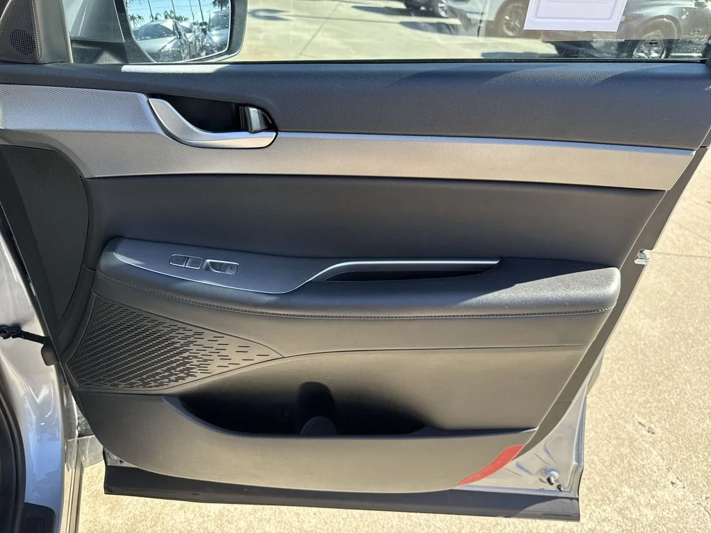 Used 2020 Silver Hyundai SEL image 43