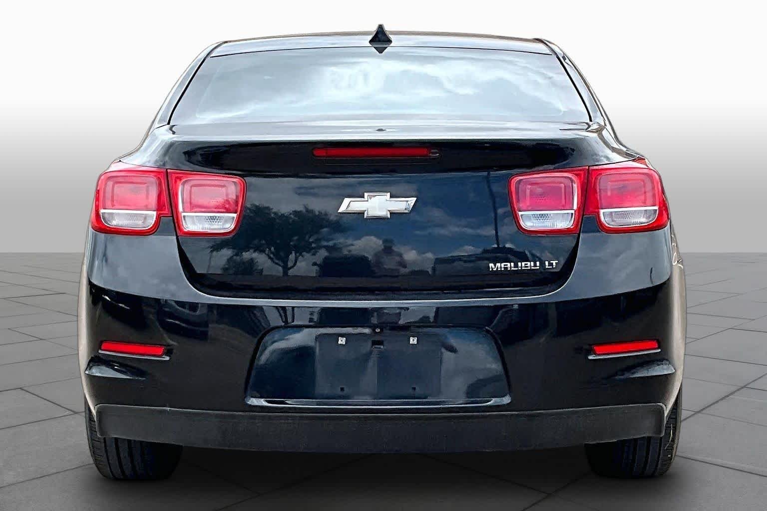 Used 2013 Black Granite Metallic Chevrolet LT image 4