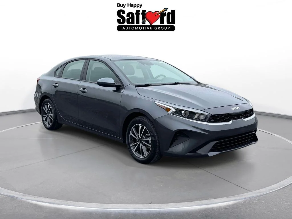 Used 2024 Gray Kia LXS image 9