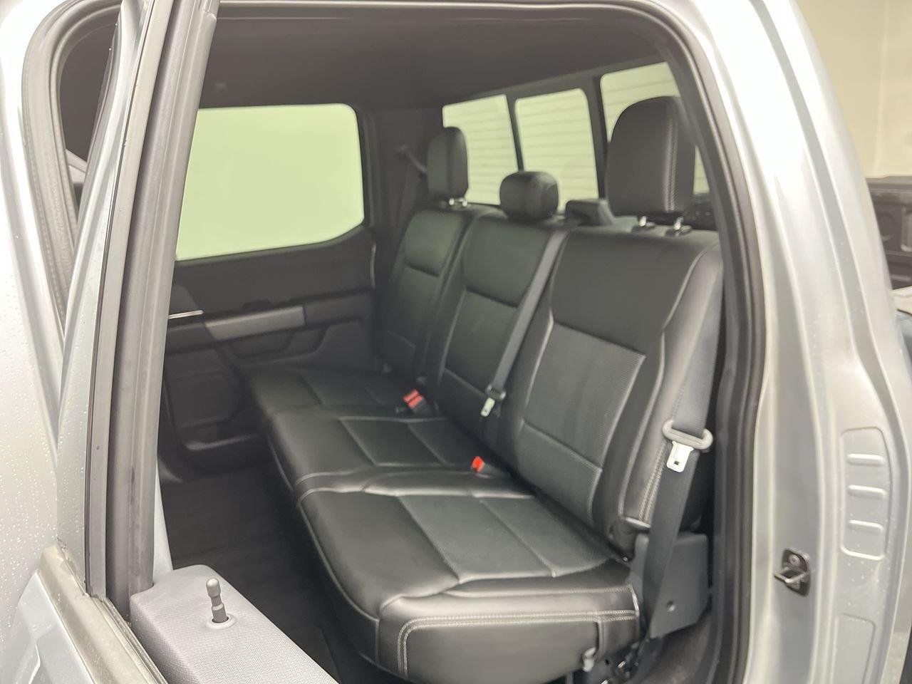 Used 2025 Iconic Silver Ford XLT image 13