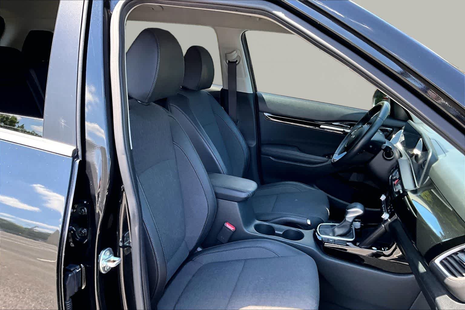 Used 2024 Fusion Black Kia S image 9