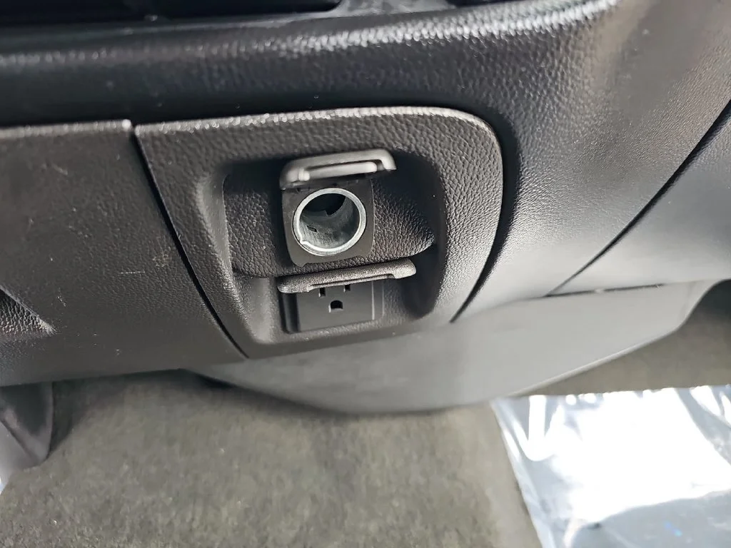 Used 2018 Silver Chevrolet LT image 23