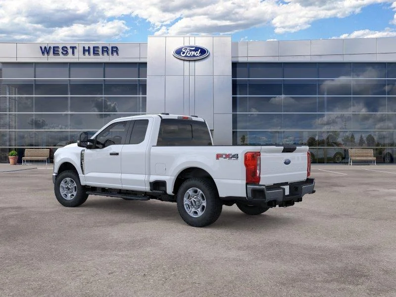 New 2026 Oxford White Ford F-250® XLT image 5