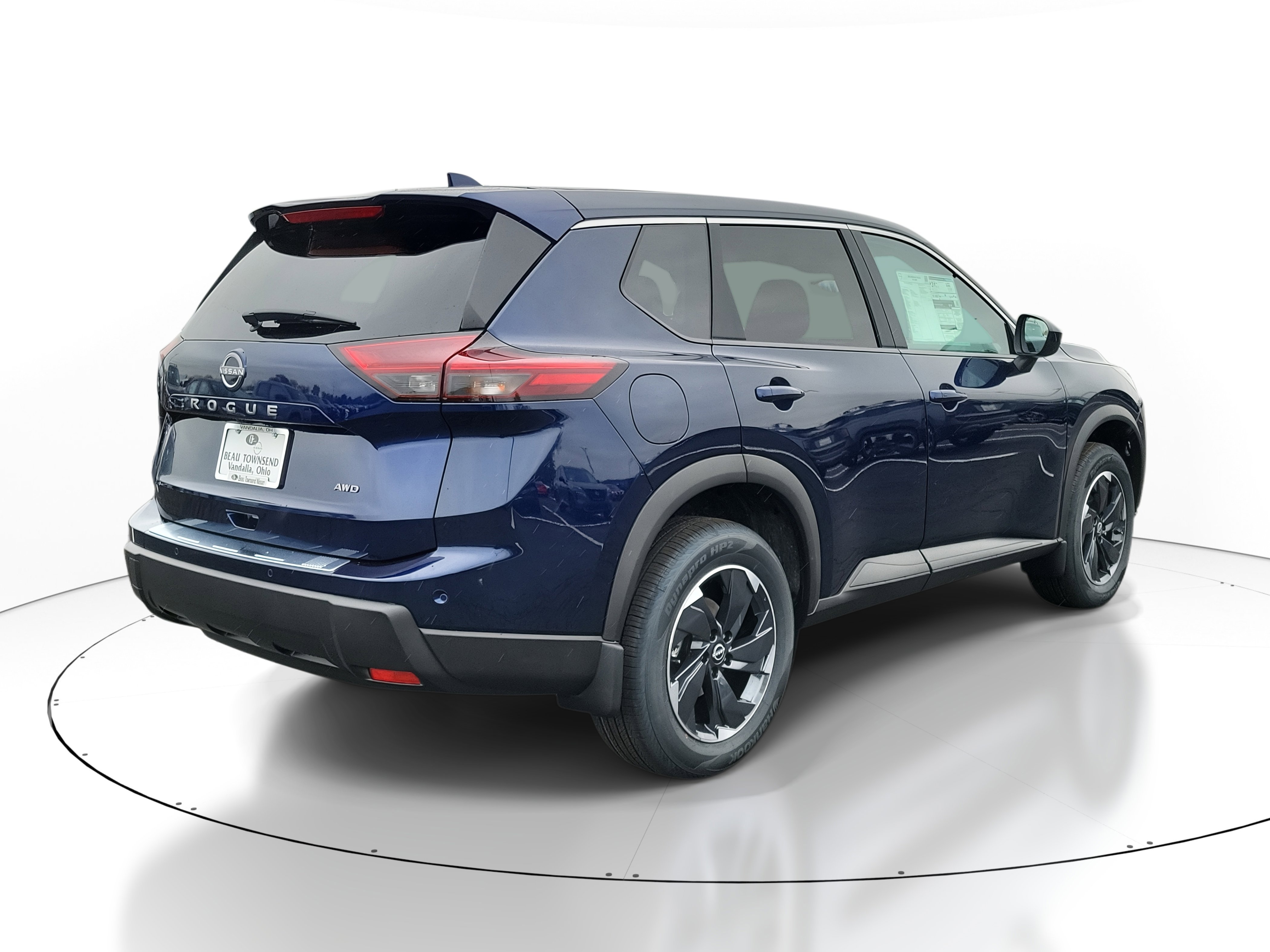 2026 Nissan Rogue SV photo 4