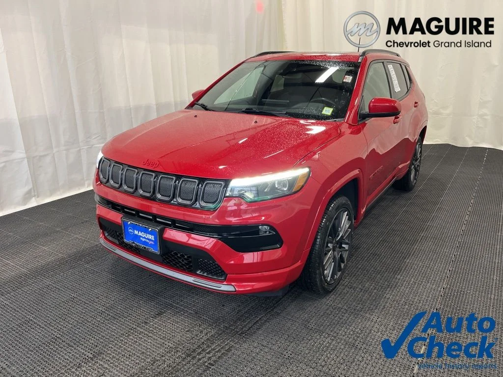 Used 2022 Red Jeep High Altitude image 1